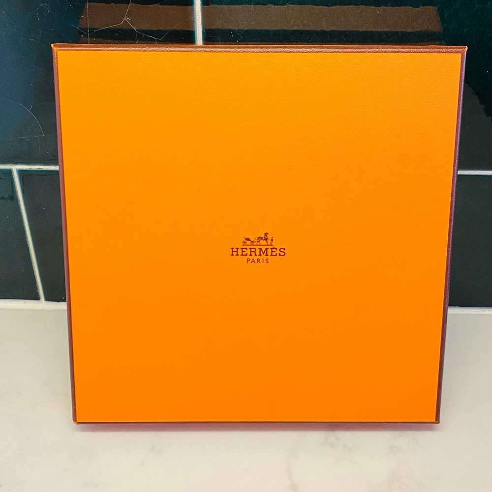 Small Hermes Box (empty)